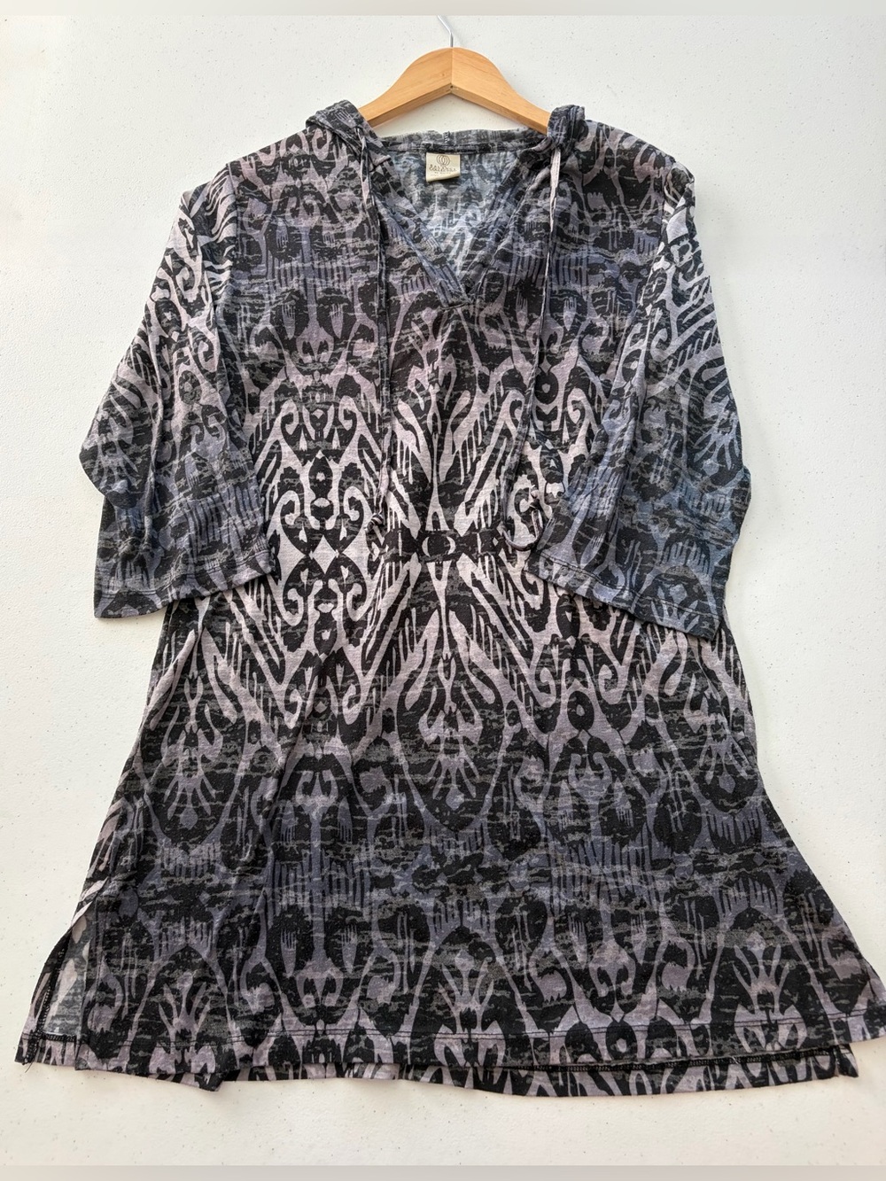 Mazik Black and Gray Patterned Hooded Tunic
